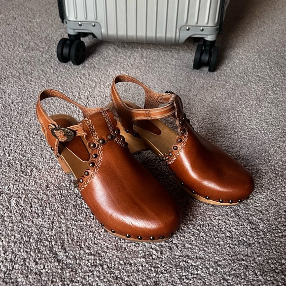 Isabel Marant leather tooled boho clogs 38 8 cone heel hippie funky excellent - Picture 3 of 8
